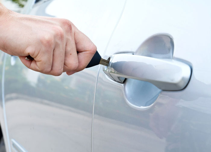 key in car door lock